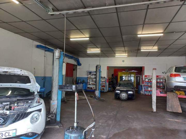 Garage pour entretien auto Landos